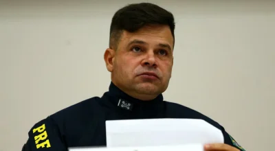 Ministro Moraes revoga aposentadoria de ex-diretor da PRF por envolvimento em golpe