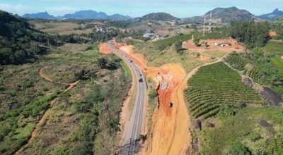 Obras de detonação de rochas bloqueiam totalmente o tráfego na Br-101 no ES nesta quinta (20