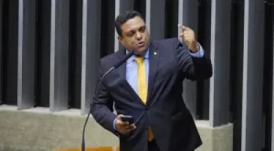 Otoni de Paula registra crescimento patrimonial de R$ 18 mil para R$ 5,4 milhões em quatro anos