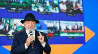 Paraguai convoca embaixador brasileiro após declarações de Lula sobre guerra histórica