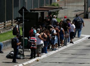 Paralisação de motoristas afeta transporte na zona sul de São Paulo