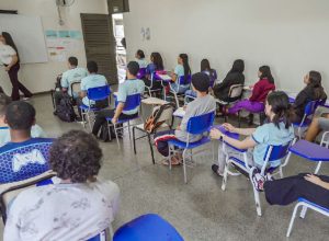Pé-de-meia inicia pagamento da quinta parcela de frequência para estudantes