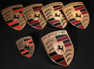 Porsche anuncia reestruturação com corte de 5.000 empregos até 2035