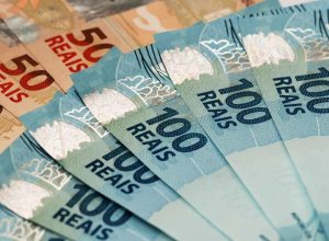 Receita Federal libera R$ 4,61 Bilhões a 2,7 Milhões de contribuintes no terceiro lote de Restituições