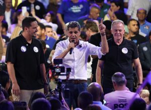 Ricardo Ferraço busca reeleição com foco na unidade capixaba
