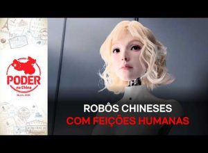 Robôs humanóides impressionam em feira de tecnologia na China