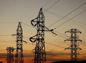 Sobrecarga no sistema elétrico leva ONS a ativar plano de emergência