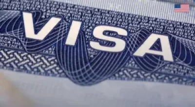 Suspensão global de entrevistas para vistos de imigrantes pelos EUA gera incertezas
