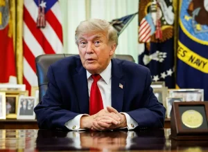 Trump justifica acordo de diesel com a Rússia em meio a críticas de parlamentares