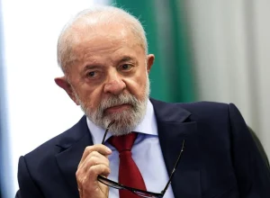 TSE mantém canal 'Exército do Lula' no Whatsapp após reviravolta judicial