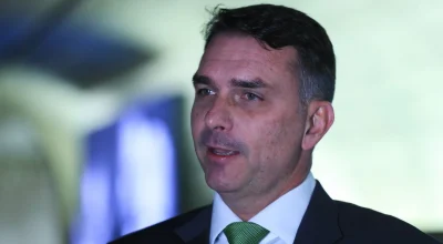 TSE restabelece filiação de Flávio Bolsonaro ao PL em meio a polêmica