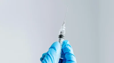 Vacina personalizada com Mrna mostra avanços na luta contra o melanoma