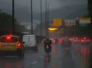 Ventania e chuvas fortes preocupam moradores do Rio nesta terça-feira